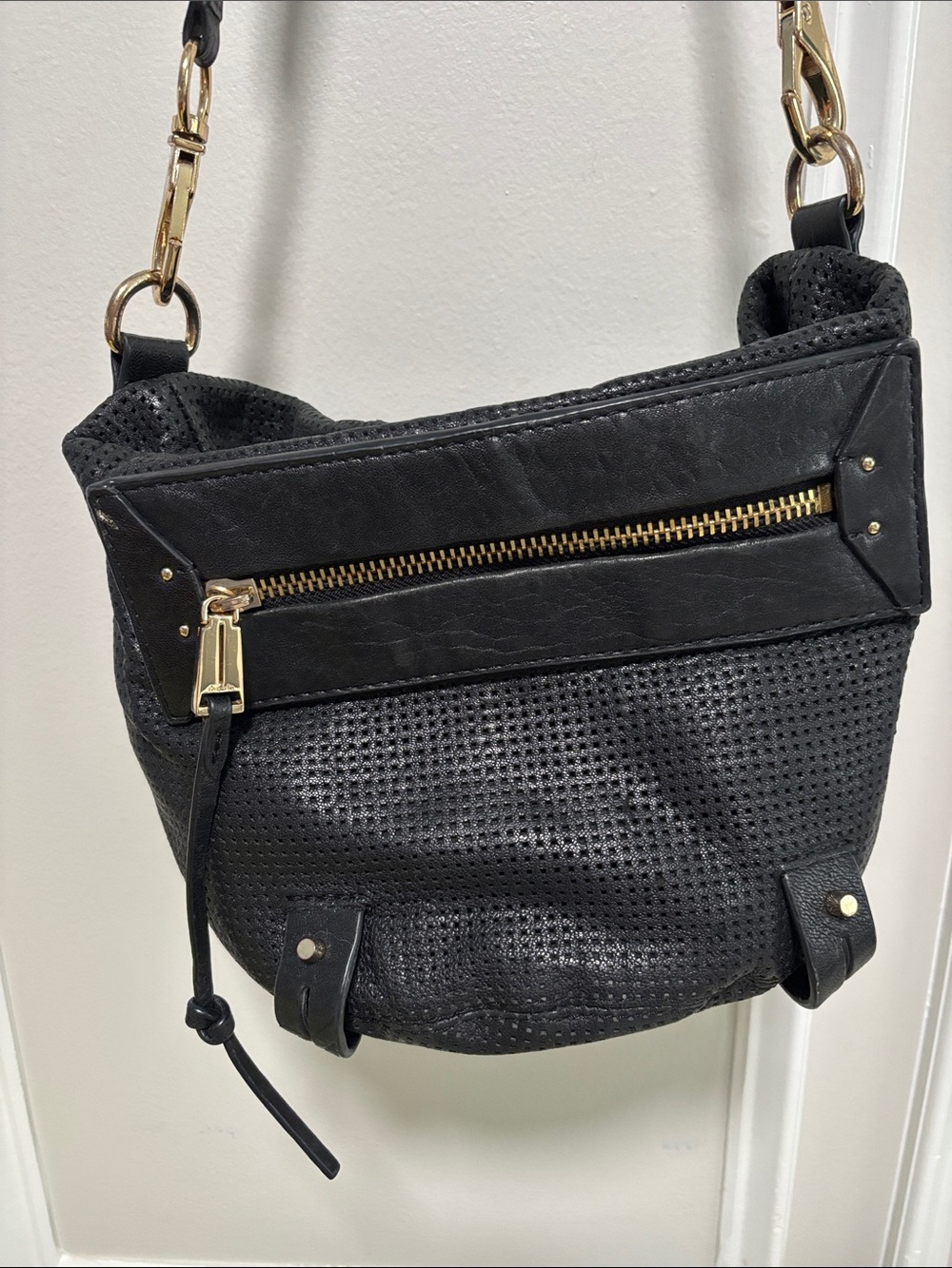 The She + Lo Rise Above Bucket Crossbody - Picture 2 of 14